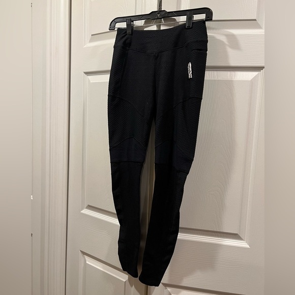 Gymshark Pants - Women’s GymShark Leggings